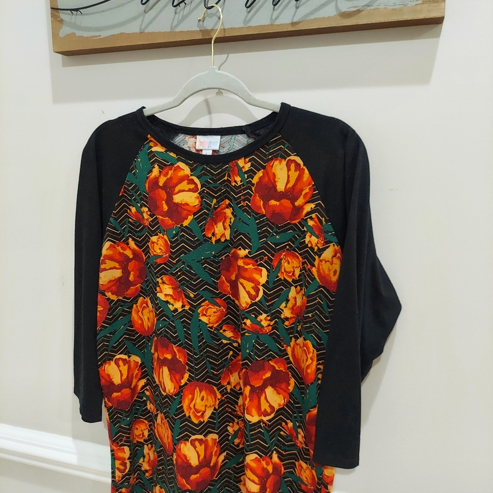 LulaRoe Randy Top